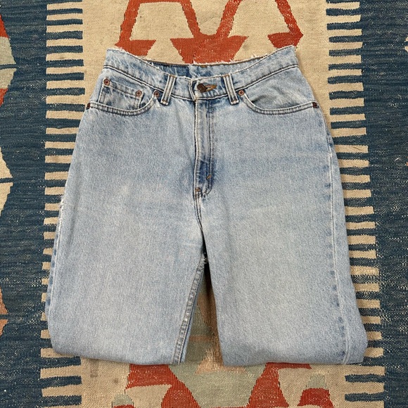 Vintage Levi’s 512 Jeans with Perfect Natural Wear - Picture 10 of 16